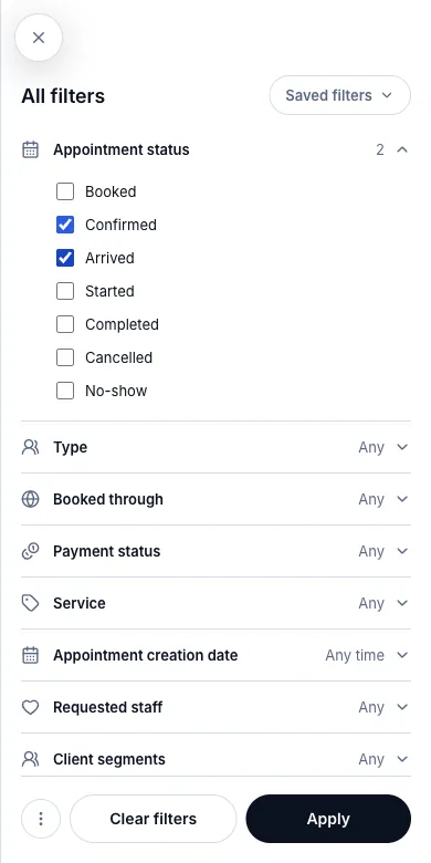 Multi-criteria calendar filters — Showing only Confirmed and Arrived — Phone